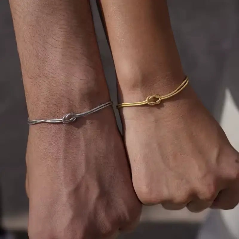 Gemora Knot Bracelet - A Gift for Someone You Love