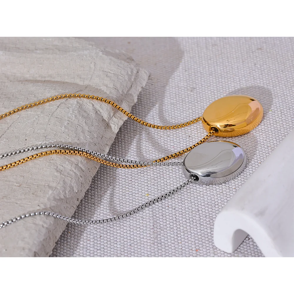 Long Oval Pendant Necklace