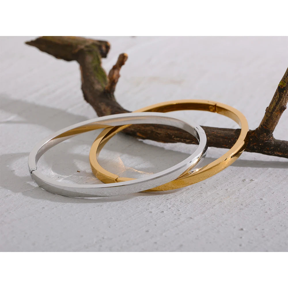 Smooth Round Bangle Bracelet